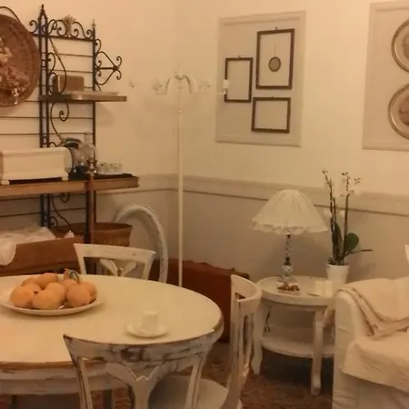 Nica Guest Accomodation *